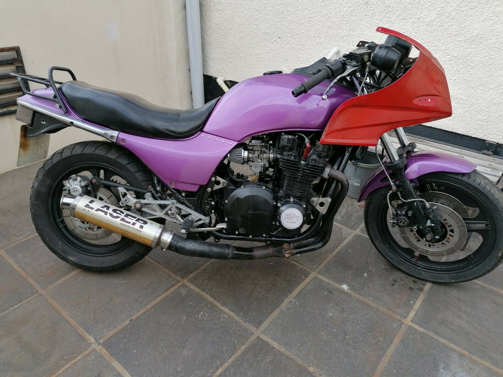 Kawasaki GPZ 1100 A1 Unitrack Classic bike project for sale